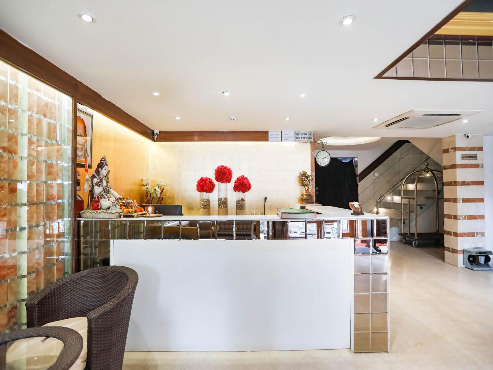 Collection O The Kailash Dev Hotel New Delhi Extérieur photo
